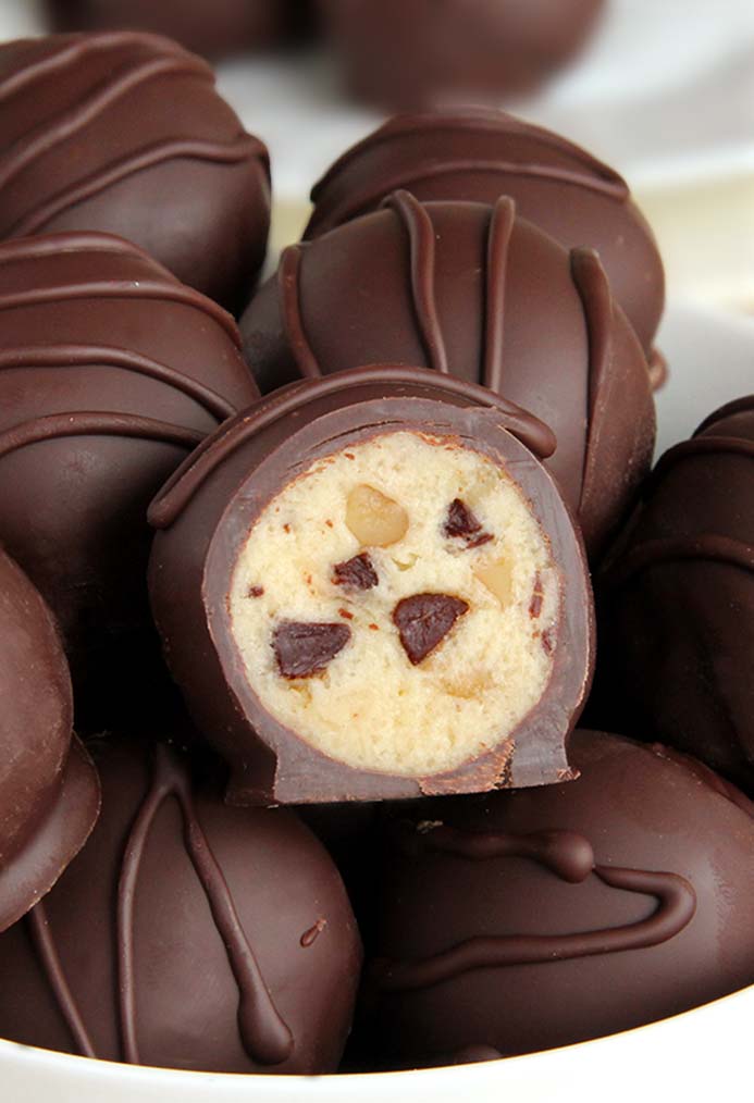 Chocolate Chip Cookie Dough Truffle 2